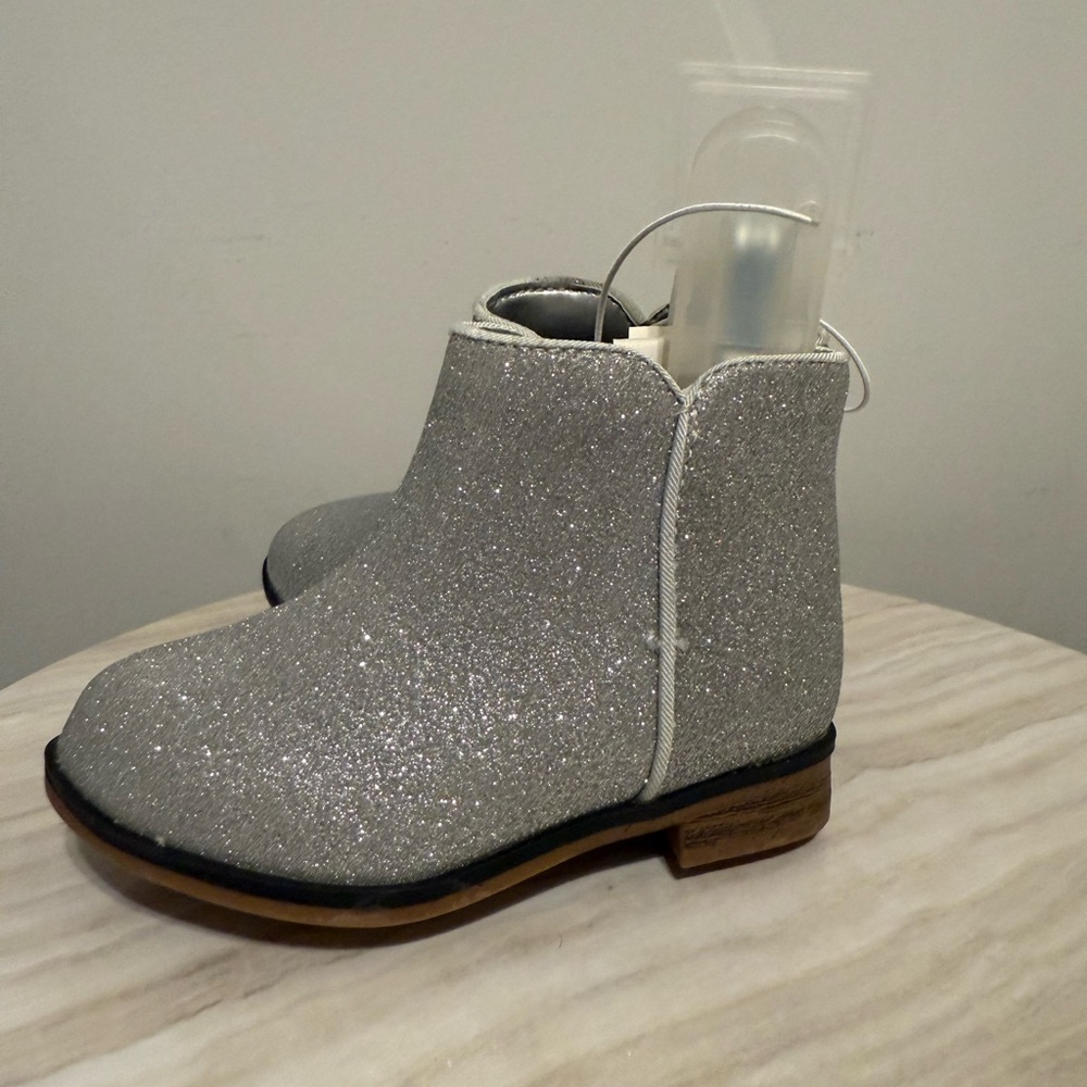 NEW! Cat & Jack Sparkly Silver Kids Ankle Boots